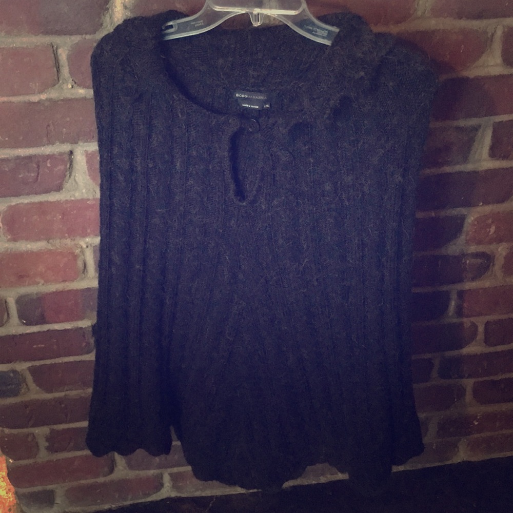 Bcbgmaxazira sweater pancho